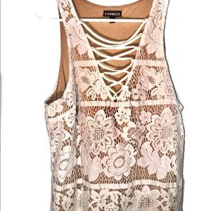 White lace tank top